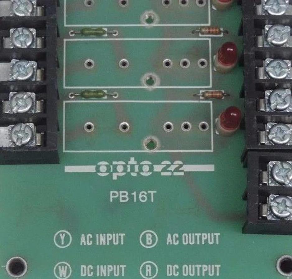 Used OPTO 22 PB16T I/O MODULE RACK 001057N