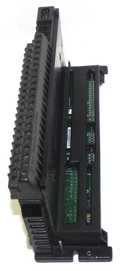 Used GE FANUC IC660TBD024M TERM. MODULE 12/24VDC SCR 32 CKT