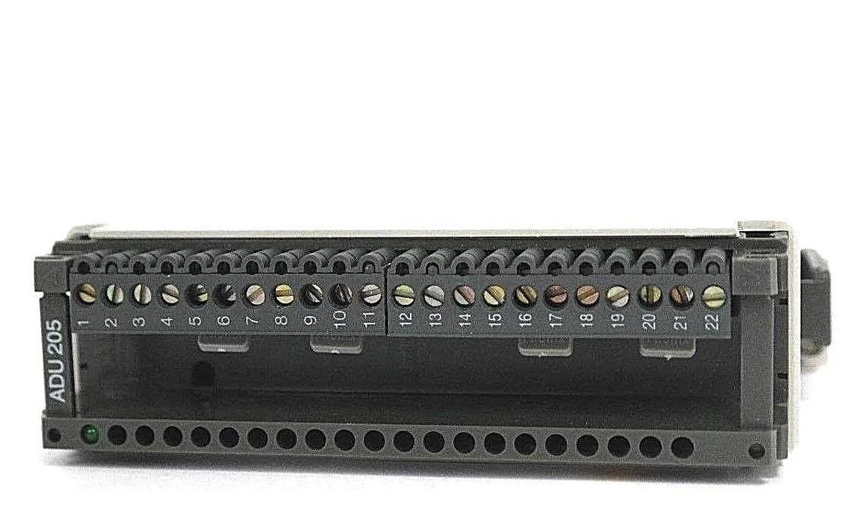 Used NIB AEG MODICON ADU 205 / AS-BADU-205 4-ANALOG MODULE C/N: 6728 REV. 06