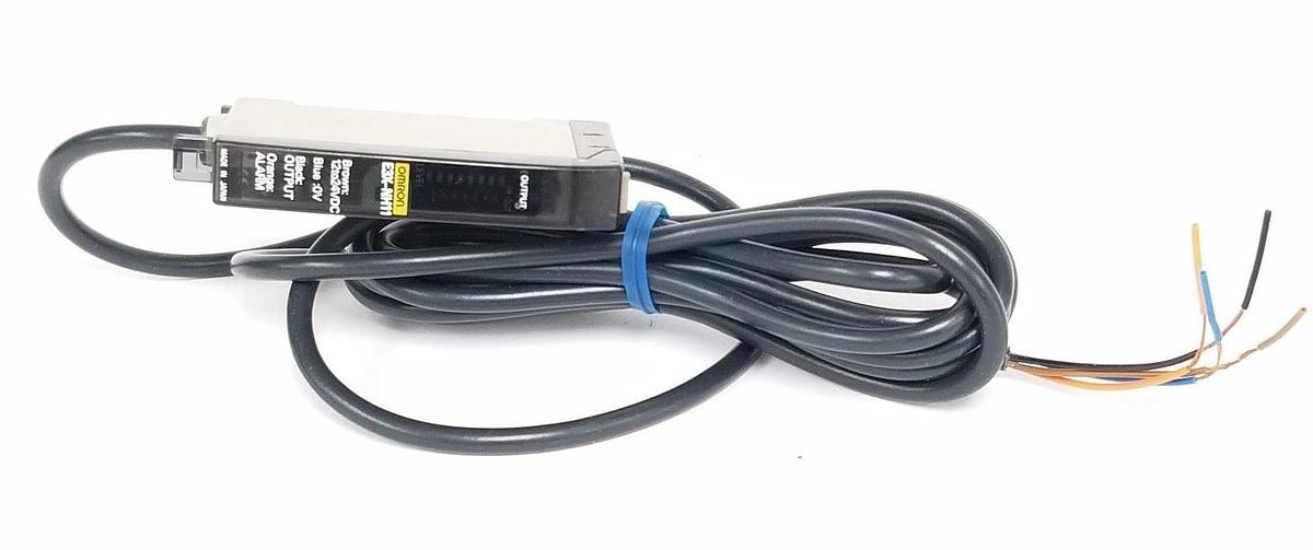 Used NEW OMRON E3X-NH11 PHOTOELECTRIC SENSOR E3XNH11, 12 TO 24VDC