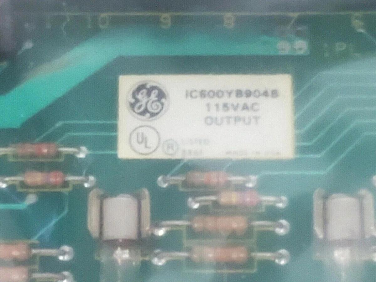 NIB GE FANUC IC600BF904B OUTPUT MODULE W/ IC600FP904B FACEPLATE 44A297038-G03