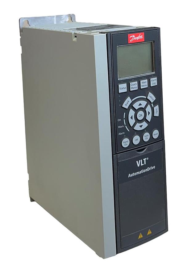Used DANFOSS 131B0039 / FC-302P3K0T5E20H1XGXXXSXXXXAXBXCXXXXDX VLT DRIVE 3kW/4HP NSMP