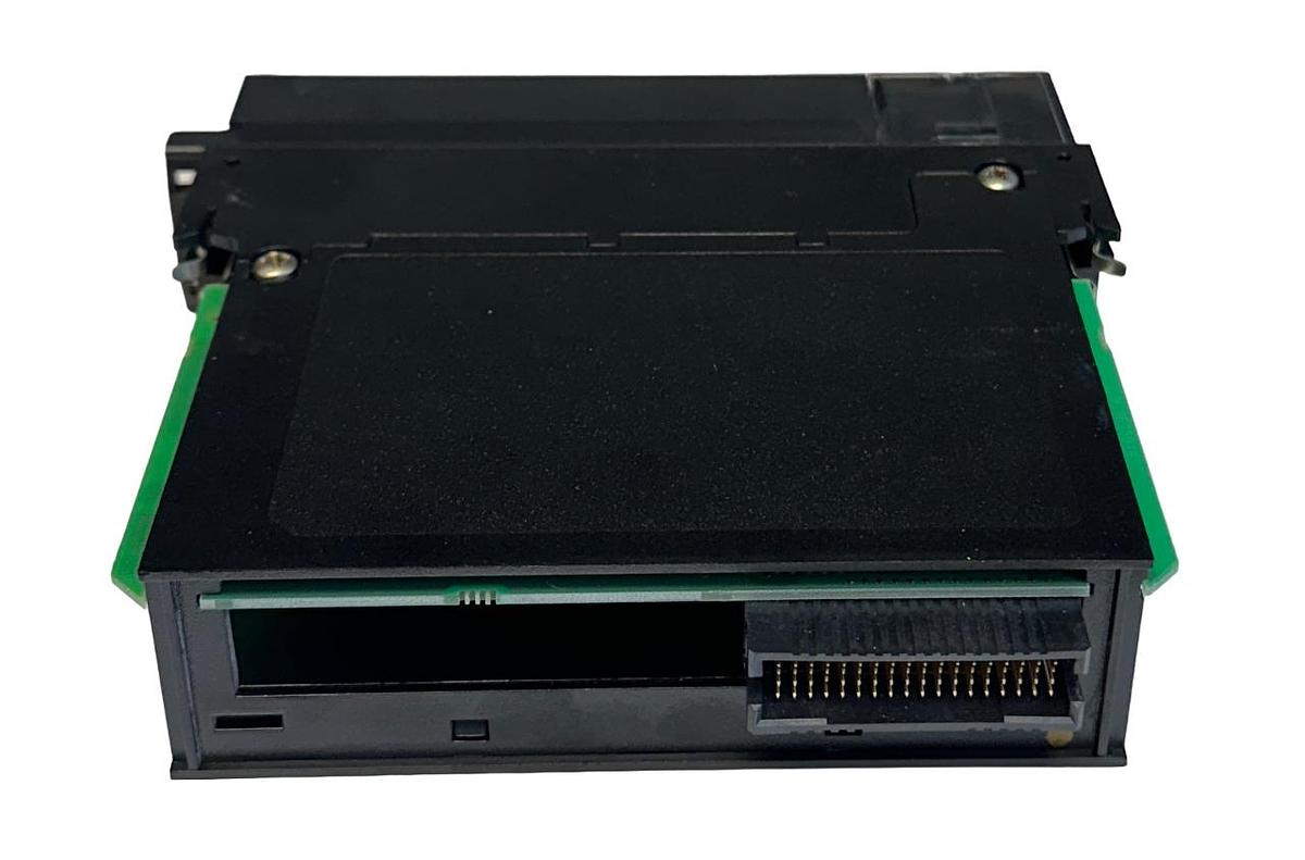 Used ALLEN BRADLEY 1756-IA16 /A ControlLogix 16-PT AC INPUT MODULE 120VAC 13mA USNP