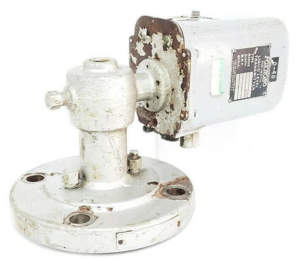 Used FOXBORO 13FEA PNEUMATIC LIQUID LEVEL TRANSMITTER 0-30IN. H2O, 150PSI MWP, 316SS