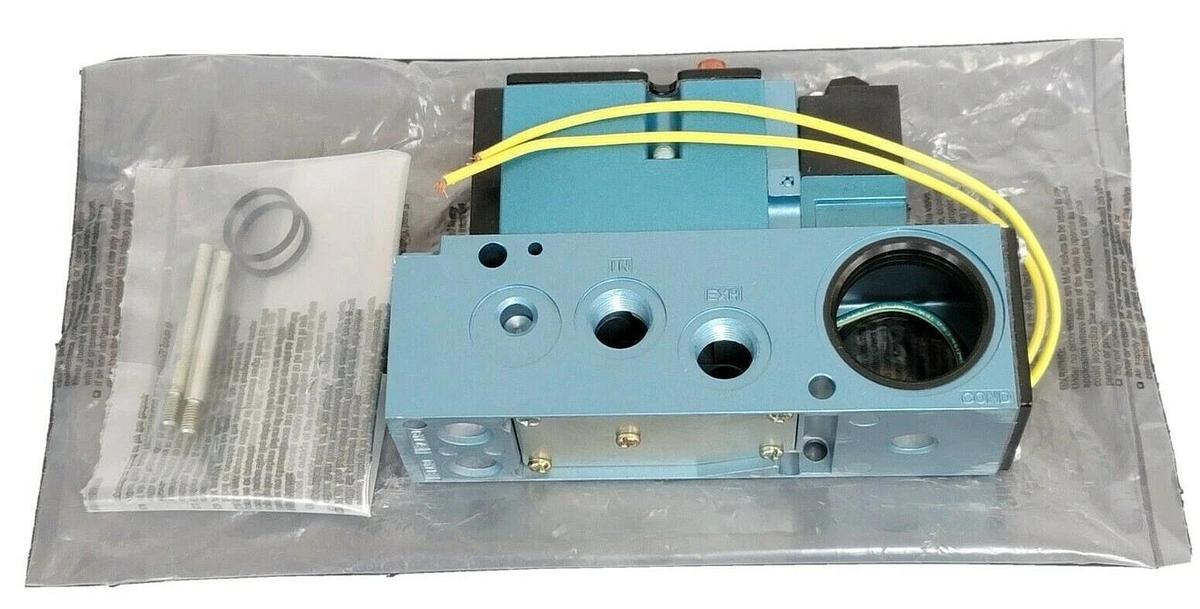 NEW MAC 82A-AC-CKA-TM-DDAP-2DA SOLENOID VALVE TM-DDAJ-2DA 24V