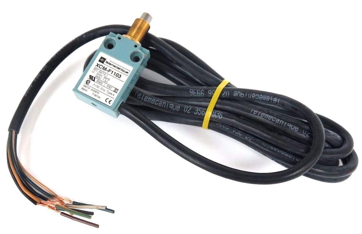 Used NEW TELEMECANIQUE XCM F1103 LIMIT SWITCH 060574, XCMF1103