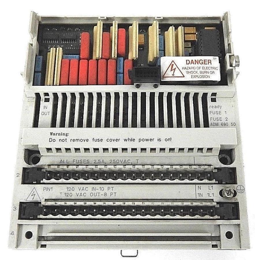 Used SCHNEIDER MODICON 170ADM69050 I/O BASE, 120VAC, 10PT IN / 8 PT OUT, PV:00, RL:08