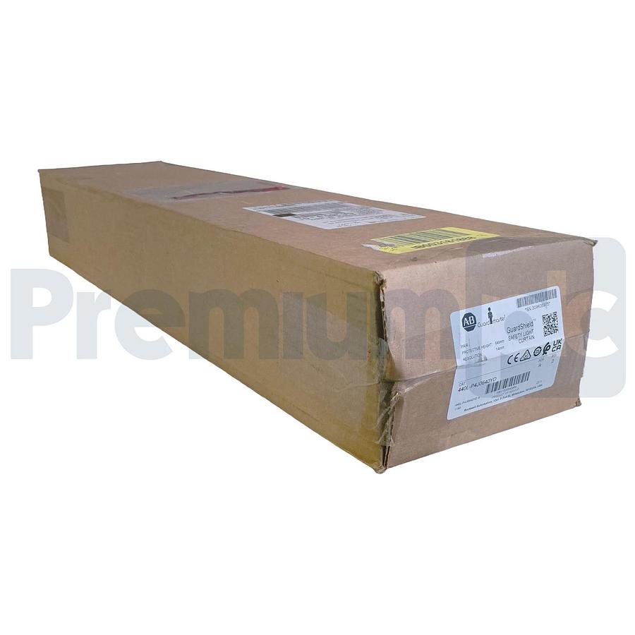 Used Allen-Bradley 440L-P4J0640YD /A GuardShield Safety Light Curtain Pair 640mm NSFS