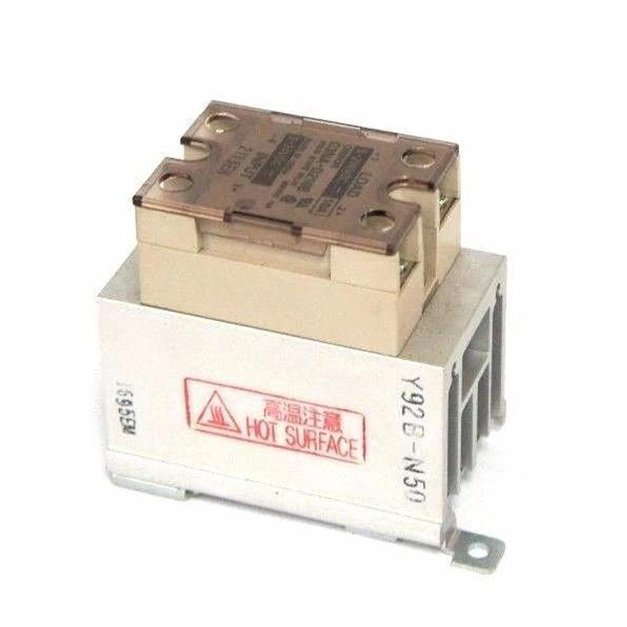 Used OMRON G3NA-D210B SOLID STATE RELAY G3NAD210B, W/ Y92B-N50 HEAT SINK