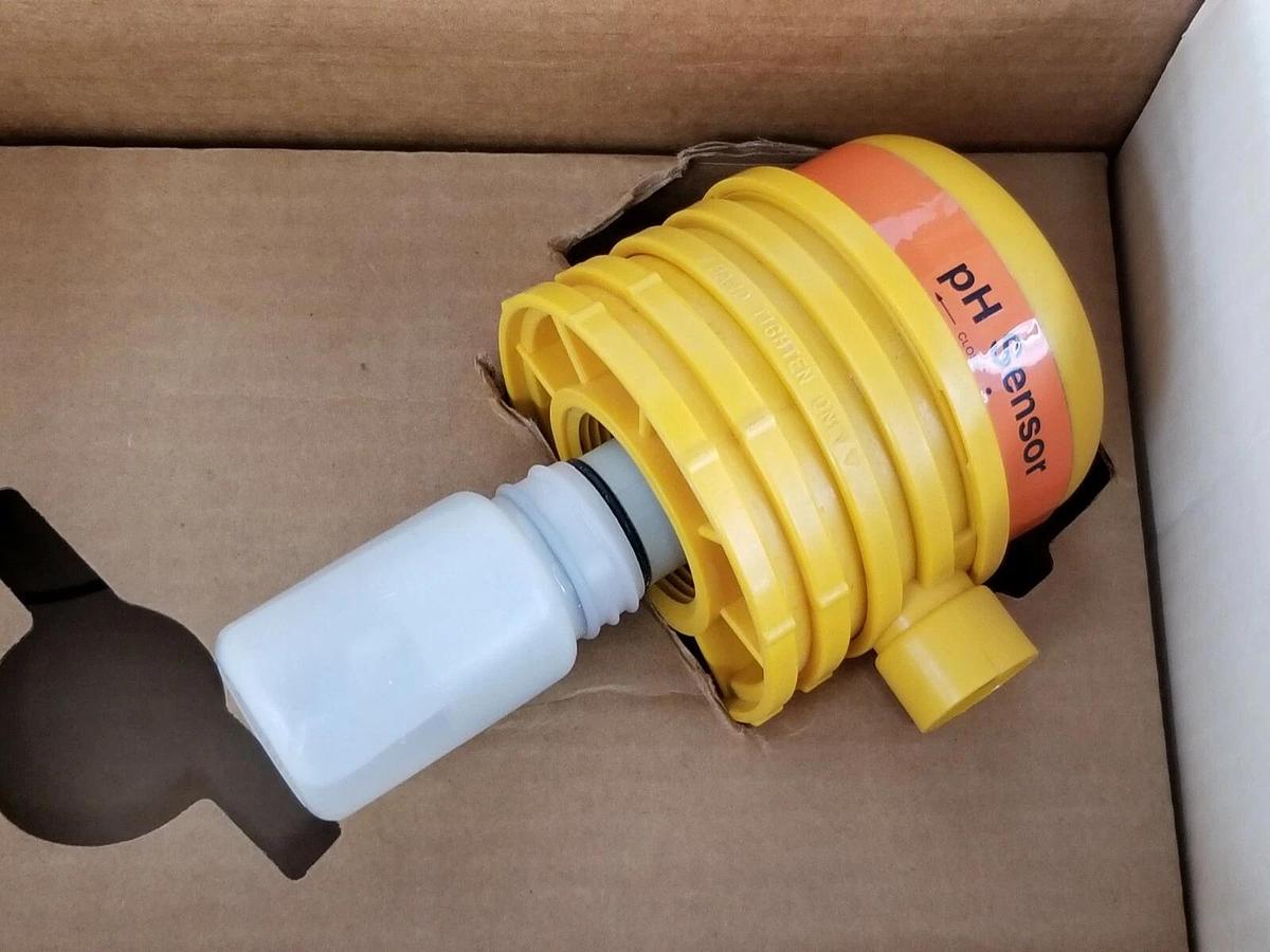 Used NIB GF SIGNET 3-2710 PH SENSOR W/ SETCO 50/60CC 32710