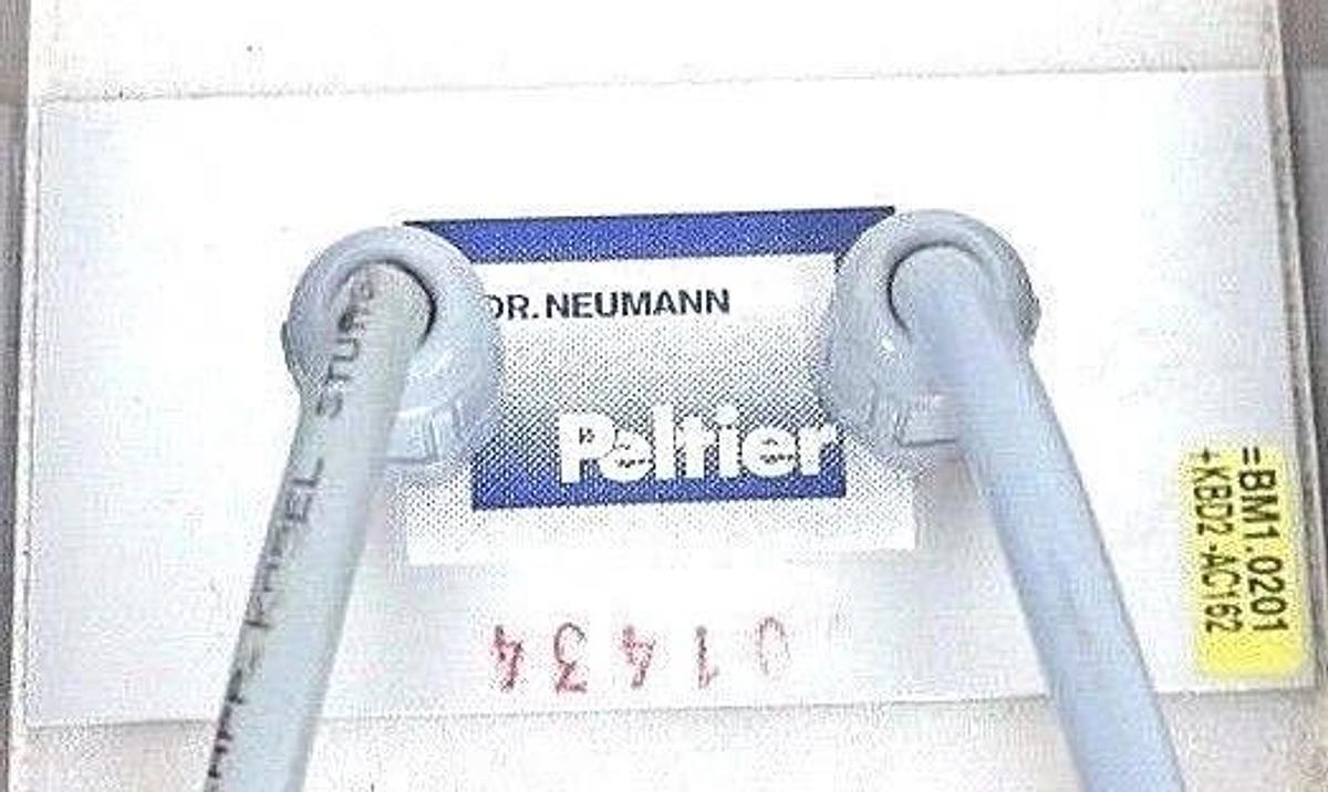 Used DR. NEUMANN PELTIER-TECHNIK SIZE 4 CABINET COOLER BM1.0201 KBD2-AC162 230V