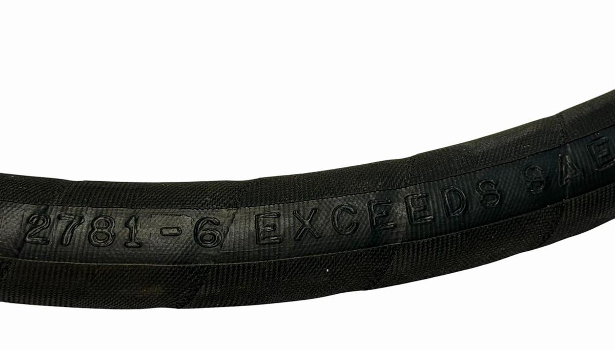 Used NEW AEROQUIP 2781-6 HYDRAULIC HOSE .38'' ID X .84'' LENGTH: 61''