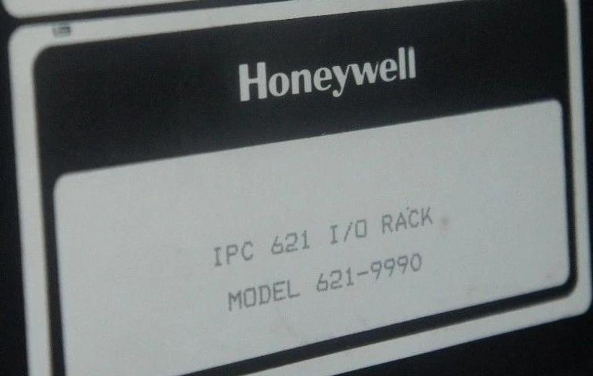 Used HONEYWELL IPC 621 I/O EXPANSION RACK MODEL 621-9990