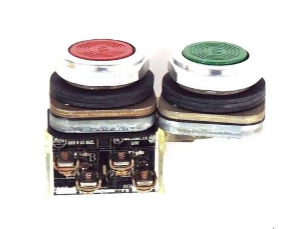 Used NIB ALLEN BRADLEY 800T-FYB16A SER. B PUSHBUTTON SWITCH 600V, 10A, 800TFYB16A