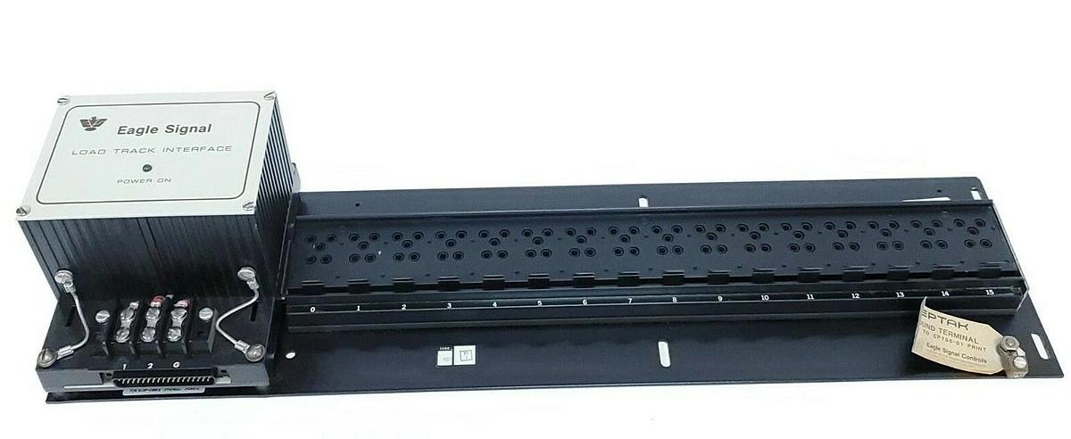 NEW EAGLE SIGNAL CP714A6 LOAD TRACK INTERFACE W/ 673P-7500 PANEL ASSY. EPTAK