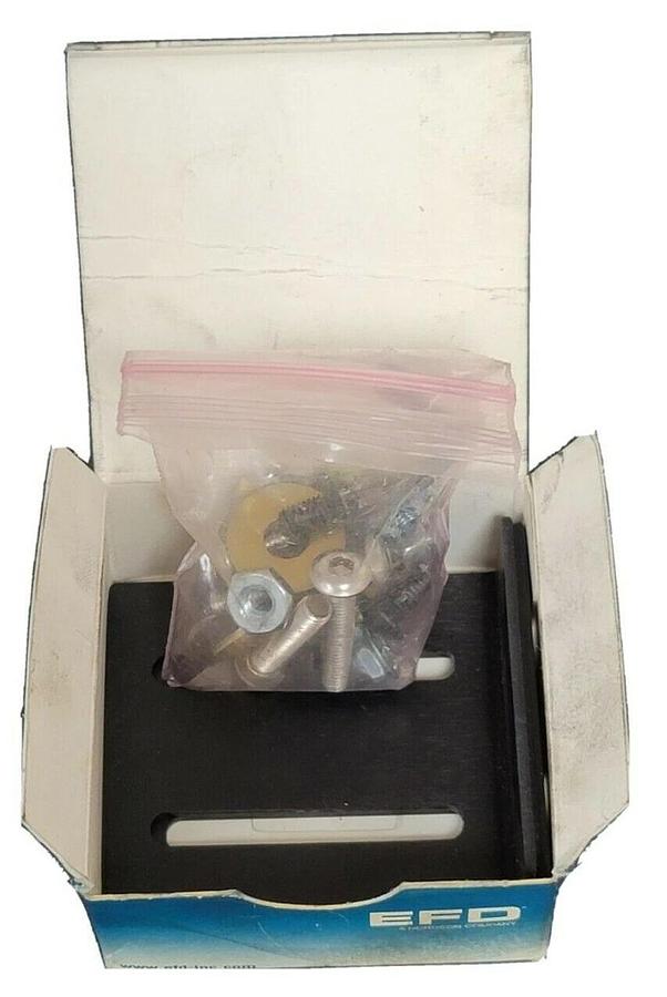 Used NIB EFD 7020501 (AKA: 7000PMK) 7000 PANEL MOUNT KIT