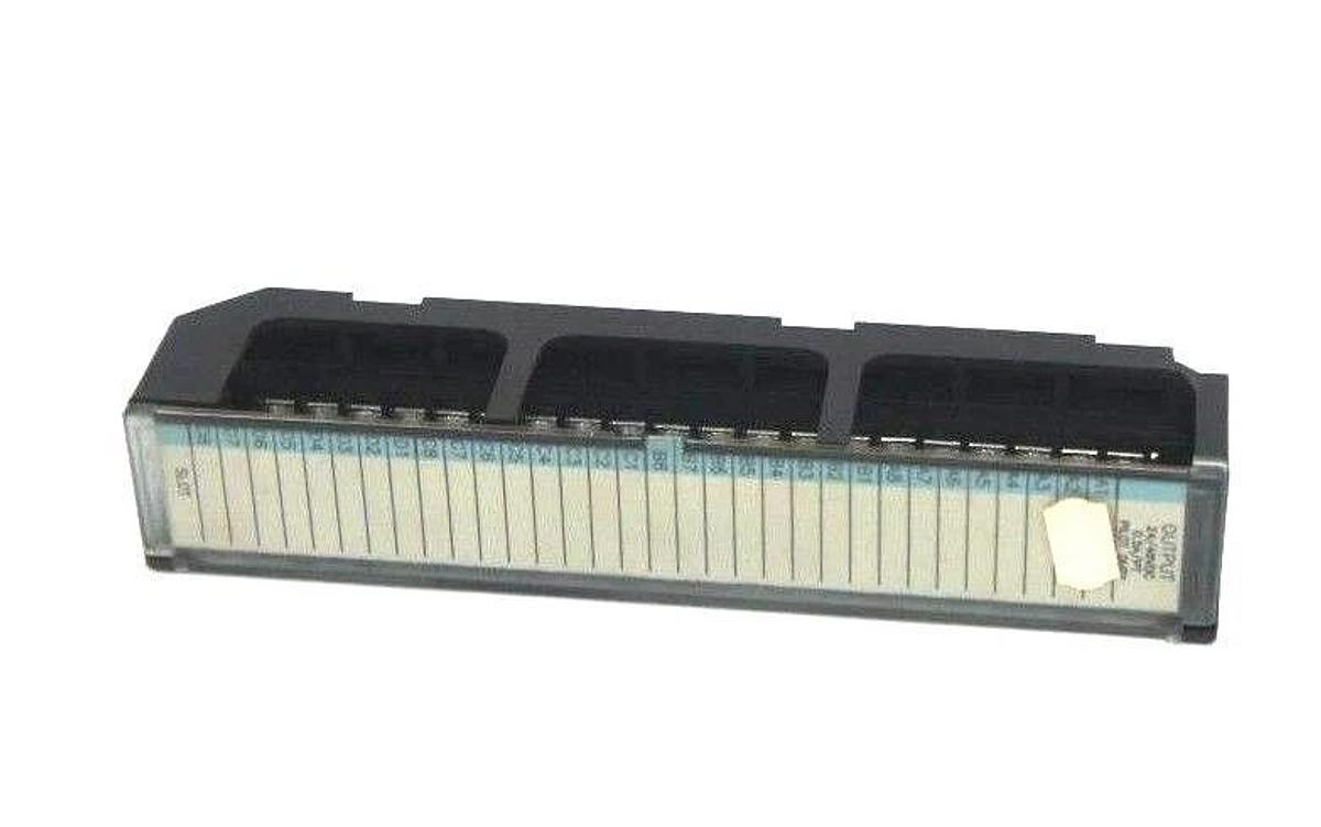 Used GE FANUC 44C715459-001R01 PLC CONNECTOR HOUSING ASSEMBLY