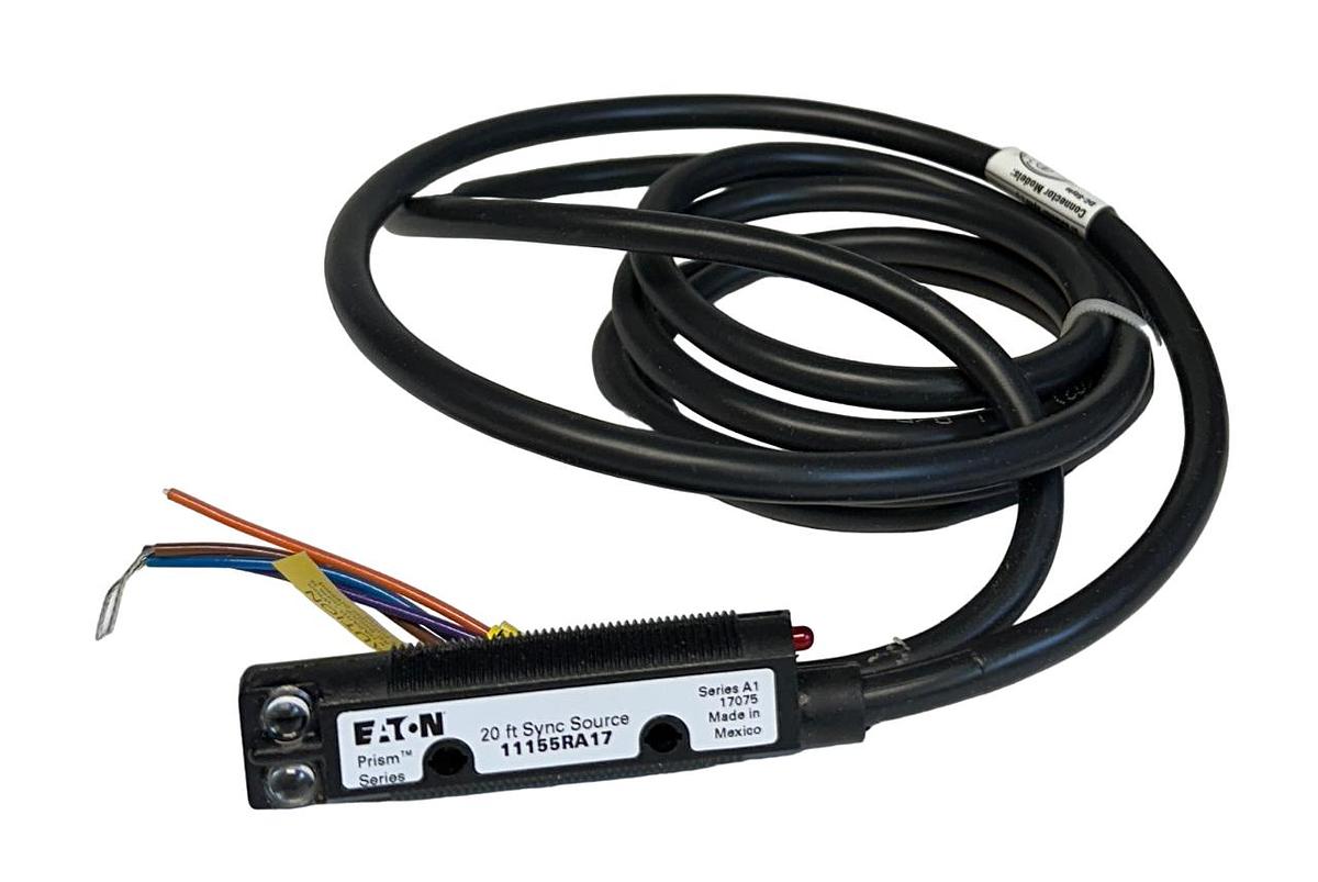 Used EATON 11155RA17 PRISM PHOTOELECTRIC R/A 20FT SYNC SOURCE 10-30VDC 6FT CABLE NSMP