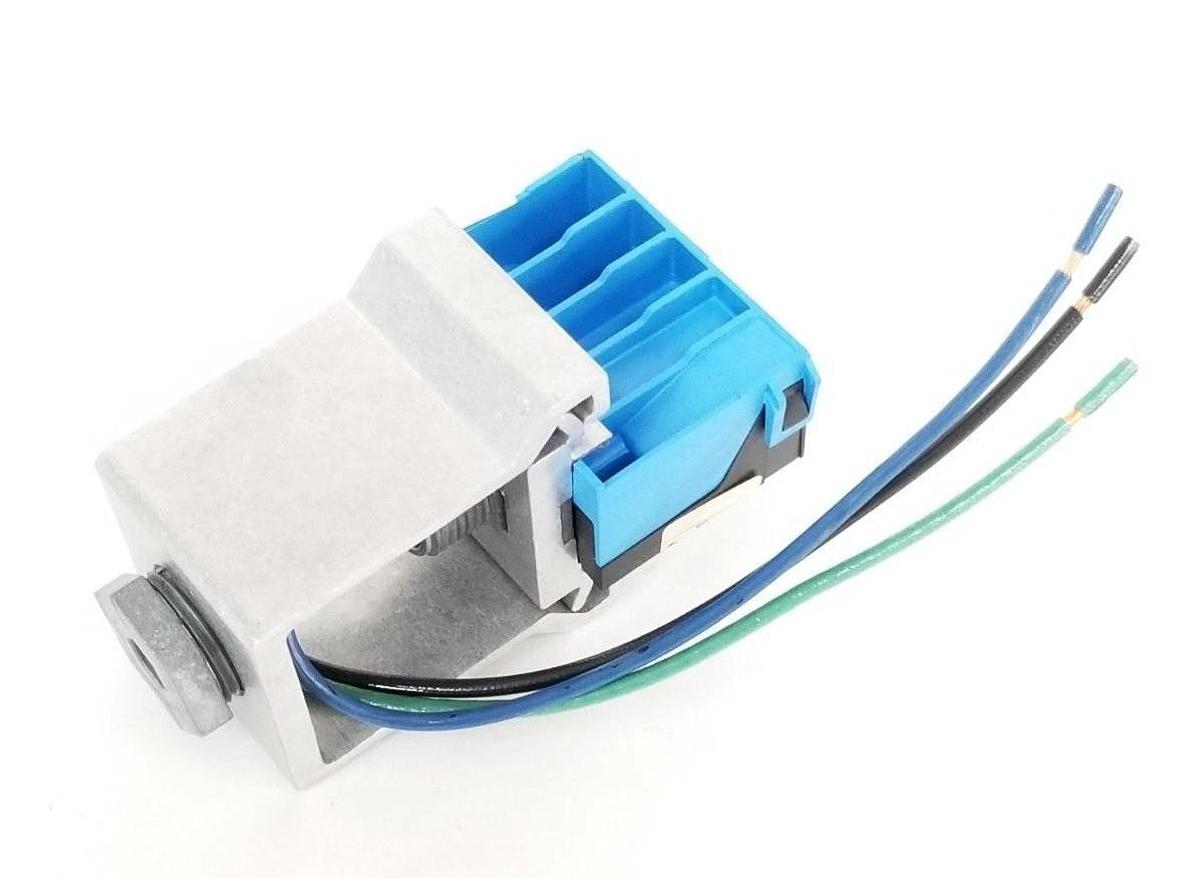 Used NIB WIREMOLD T480CA75 TAP & FIXTURE HANGER 3/4'' 20A 480V BLUE/BLACK T600CA75