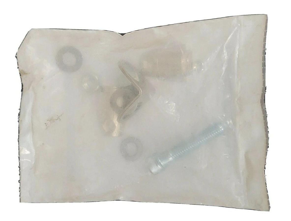 Used NEW BANNER SMB18FA BRACKET: KIT FOR 12 MM (1/2 IN.) 74004