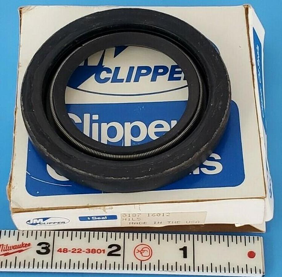 Used NEW JM CLIPPER 16012 OIL SEAL 0187 16012 H1L5, 16012-LUP, 16012H1L5