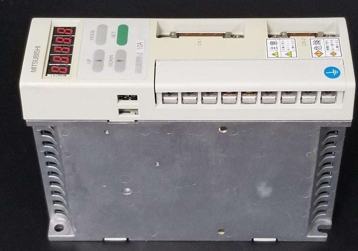 Used MITSUBISHI MR-J10A AC SERVO AMPLIFIER MRJ10A