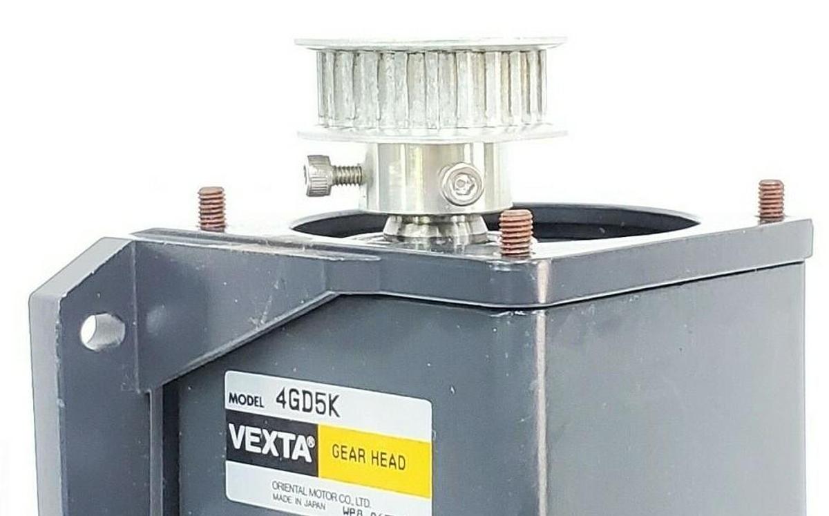 Used NEW ORIENTAL MOTOR KBLM460GD-CM VEXTA AC SERVO MOTOR 3000RPM W/ 4GD5K GEARHEAD