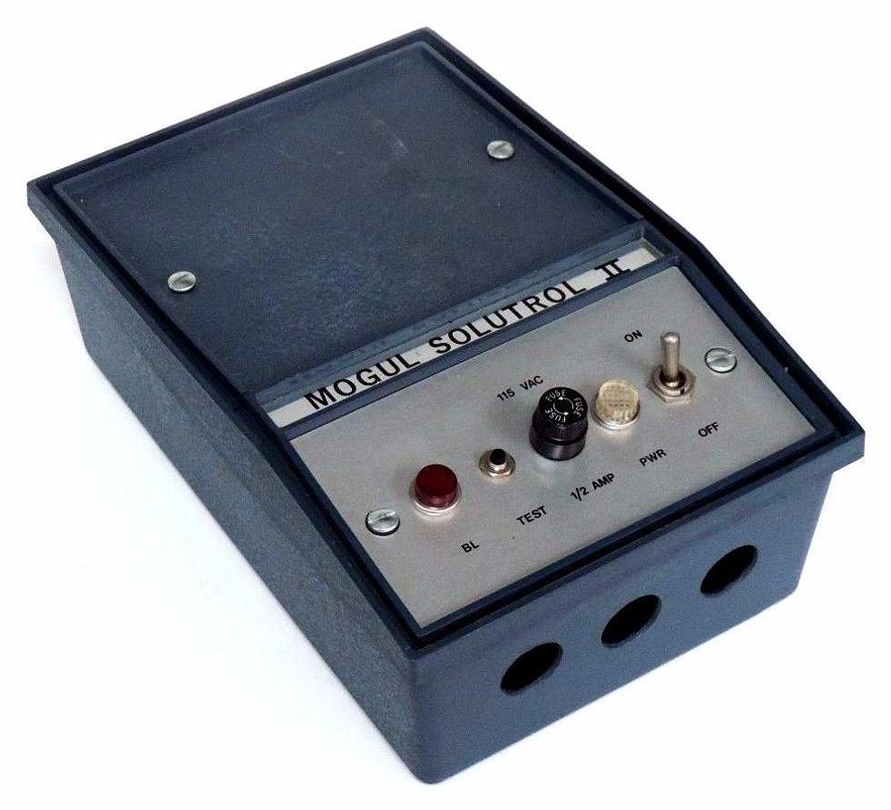 Used MOGUL SOLUTROL II TREATMENT PUMP CONTROLLER 115V 60HZ 1PHASE