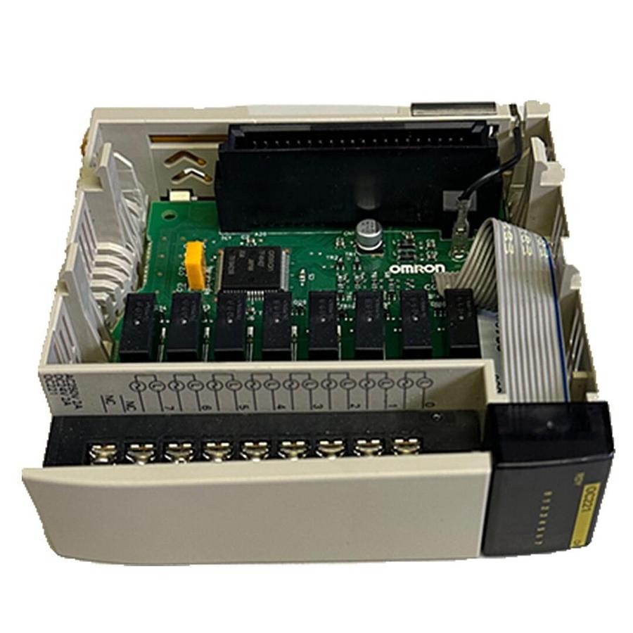 Used OMRON CQM1-OC221 / CQM1OC221 OUTPUT MODULE 250VAC CQM1-0C221 CQM10C221