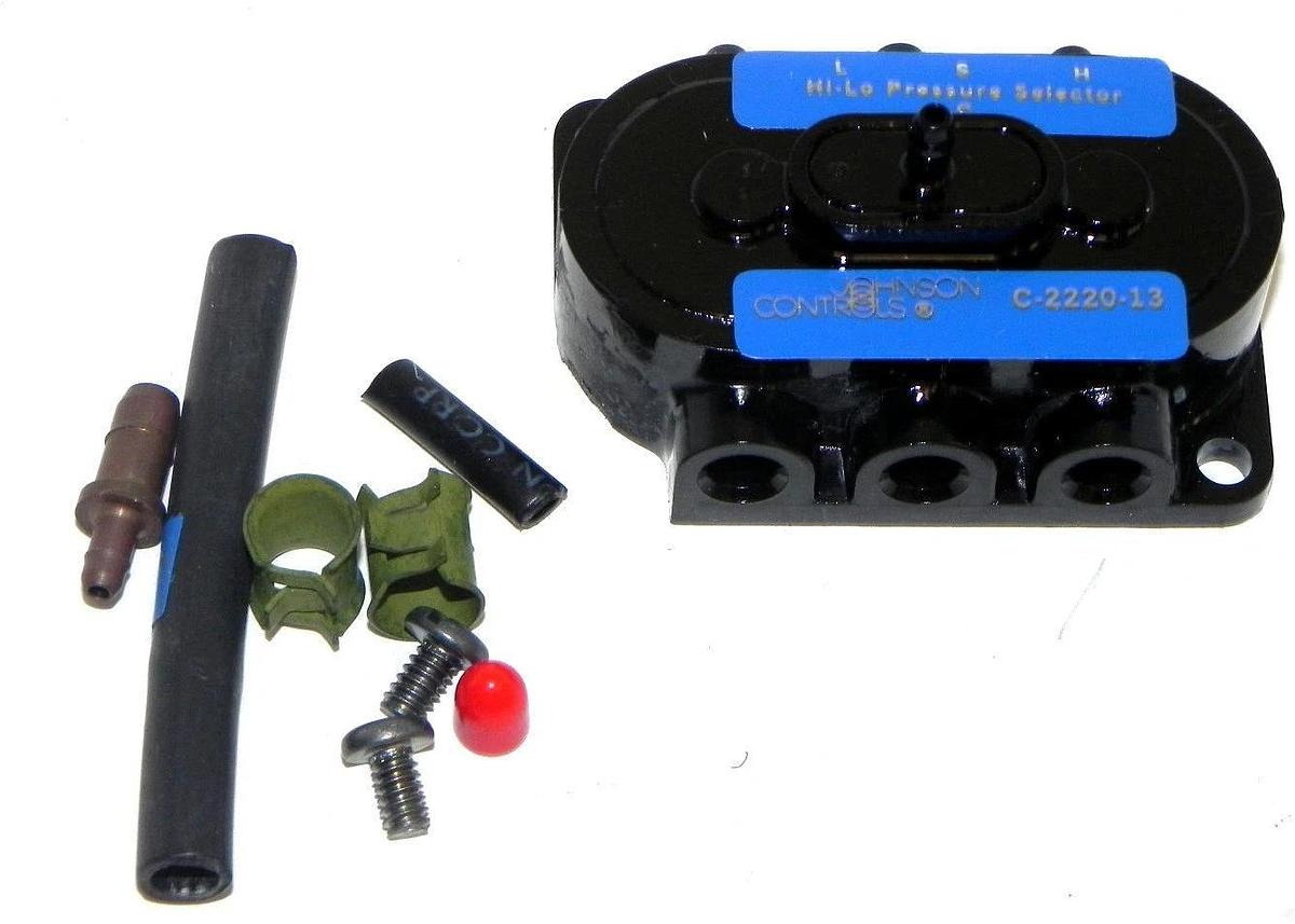 Used NIB JOHNSON CONTROLS C-2220-13 PRESSURE SELECTOR PART NO. 27-2816-25