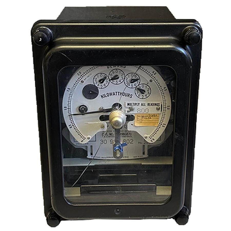 Used GENERAL ELECTRIC 700X96G870 2-STRATOR WATTHOUR METER DSMW-65 / DSMW65 *READ