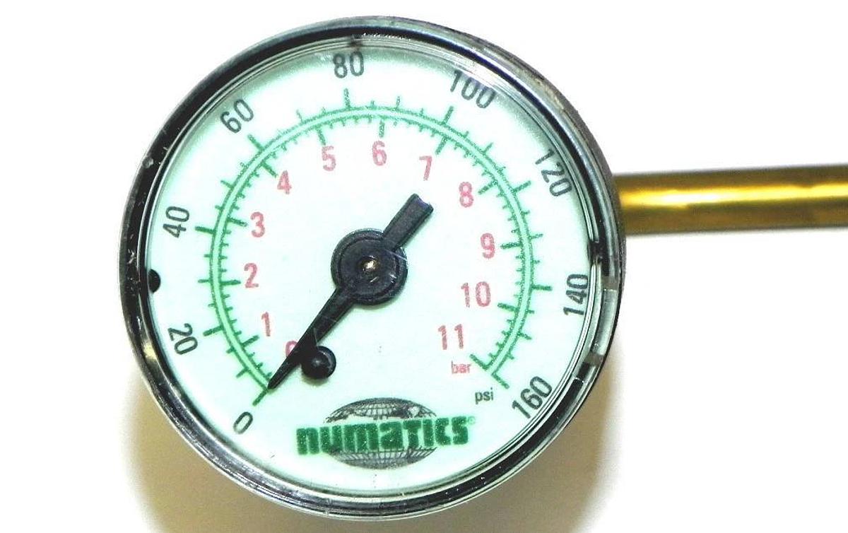 Used NUMATICS 081RS100J000000 REGULATOR AND GAUGE1/8IN 10-130PSI
