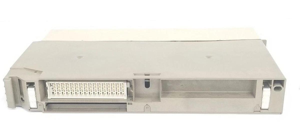 Used SIEMENS 6ES5-942-7UB11 CPU MODULE 6ES59427UB11
