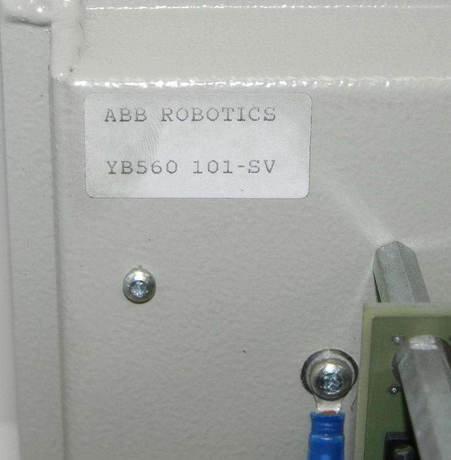 Used ABB ROBOTICS YB560-101-SV PC BOARD MONITOR LCD W/ YB560103-BR BOARD