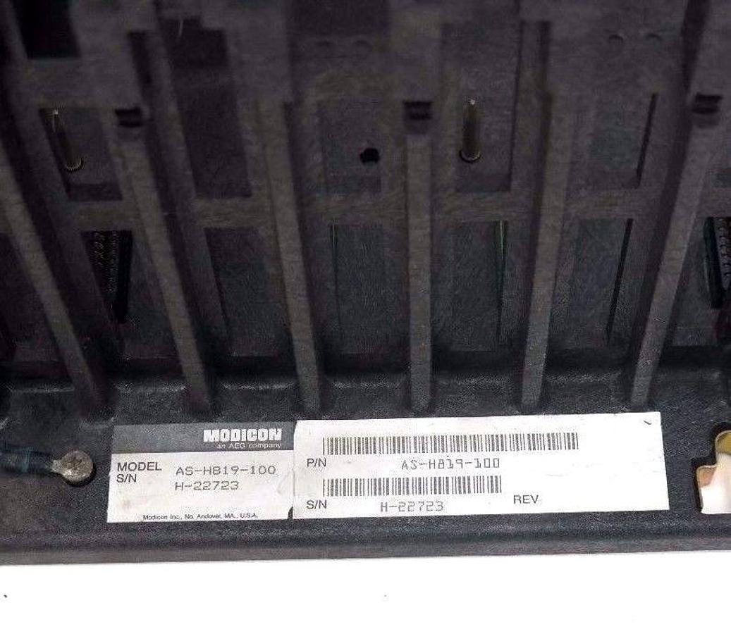 Used MODICON AS-H819-100 7-SLOT RACK 19" LENGTH ASH819100 WITH W801-002/W808-002