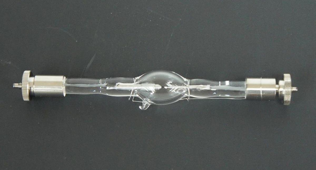 NIB SONNTEK L-800 (UXL-150S) XENON LAMP 150WATT L800 UXL150S