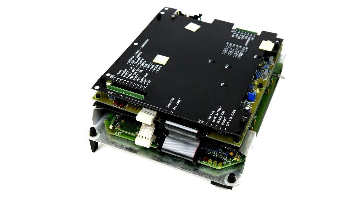 Used GORING KERR TEK DSP1 OPERATOR INTERFACE TK7951/TK950 TEKDSP1 TK2012/300K-R