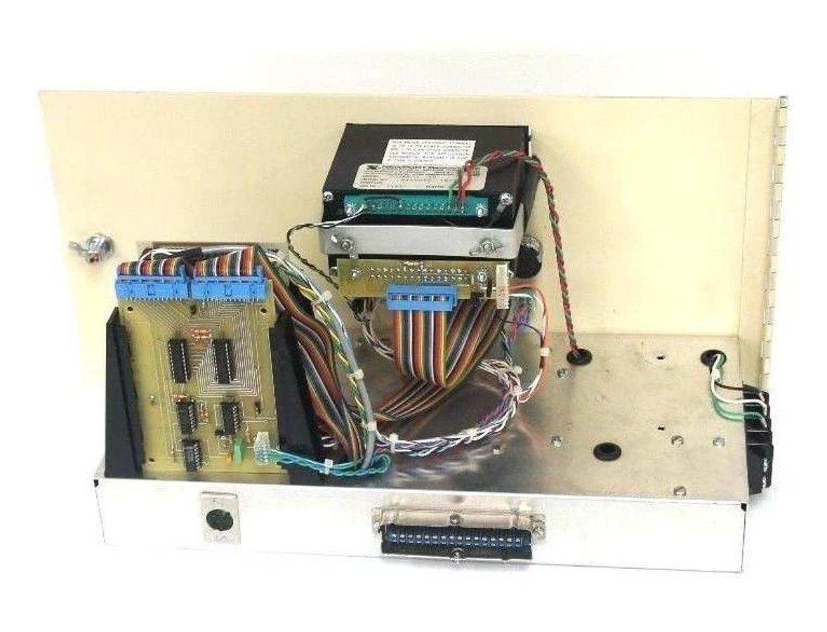 Used MAGNETIC INSTRUMENTATION INC. MODEL 8650 GAUSSMETER CHASSIS 115V, 1/2 AMP