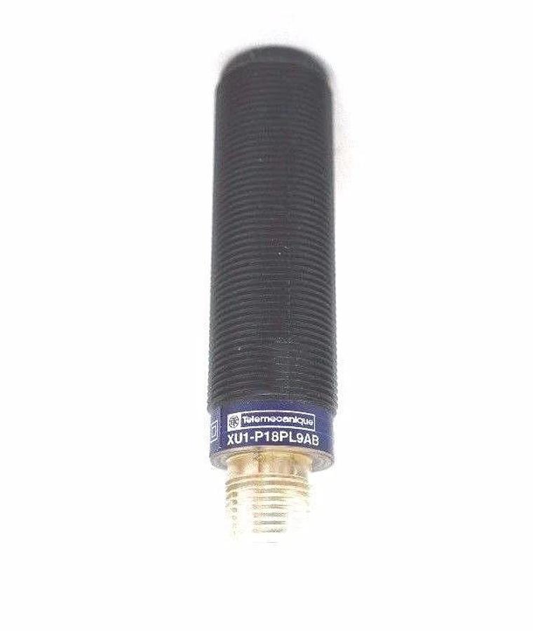 Used NIB TELEMECANIQUE XU1-P18PL9AB PHOTOELECTRIC SENSOR XU1P18PL9AB, 12...24V DC