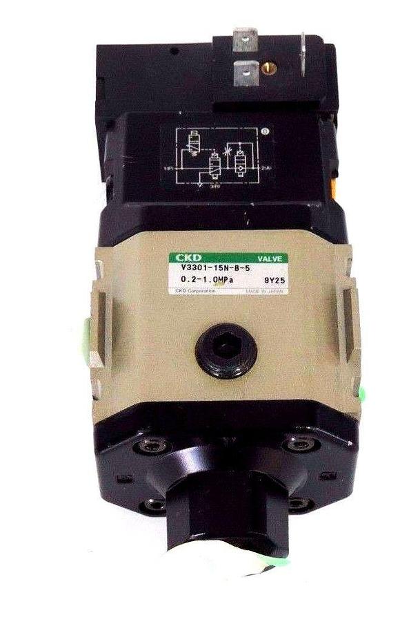 Used NEW CKD V3301-15N-B-5 SLOW START SOLENOID VALVE V330115NB5