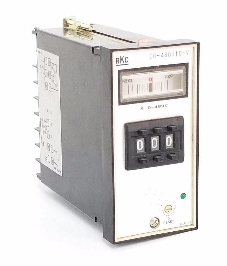 Used RKC DB-480B1C-V TEMPERATURE CONTROLLER 0-499 DEG. C, 110-220V, DB480B1CV