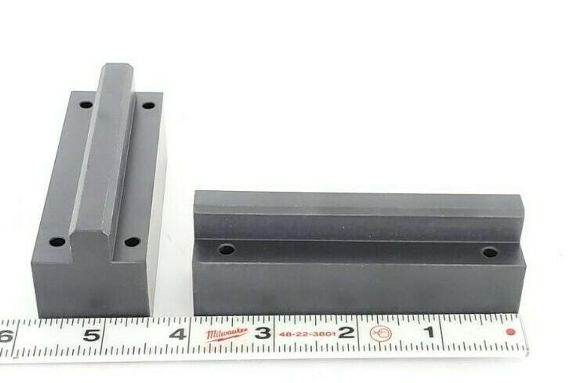Used LOT OF 2 NEW REIS ROBOTICS 5179992 GRIPPER JAWS K78981 2601423