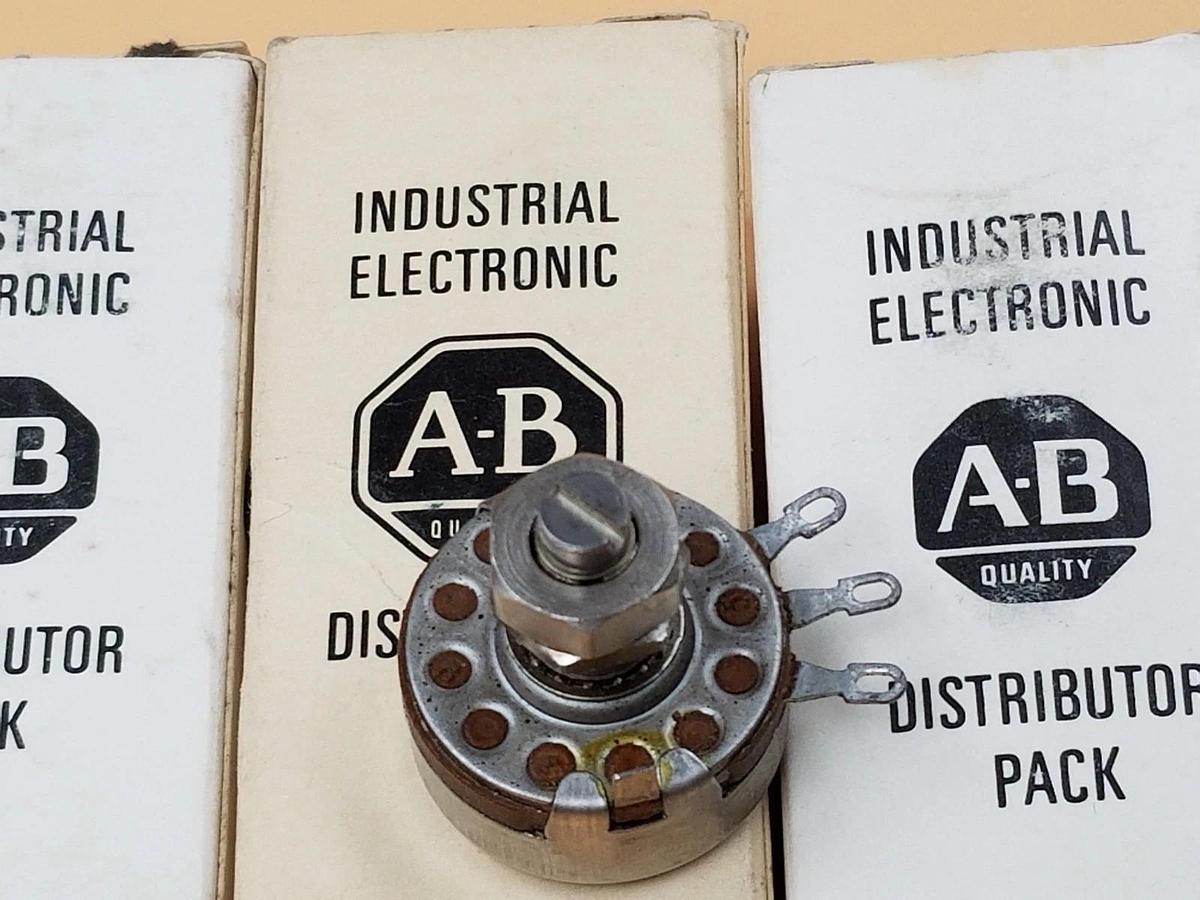 Used LOT OF 3 NIB ALLEN BRADLEY JA1L040S252UC POTENTIOMETERS 2.5KOHM 10% TYPE: J