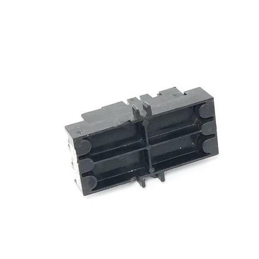 Used CUSTOM CONNECTOR QC11-PC SOCKET FOR SQUARE BASE 10AMP 300V, QC11PC