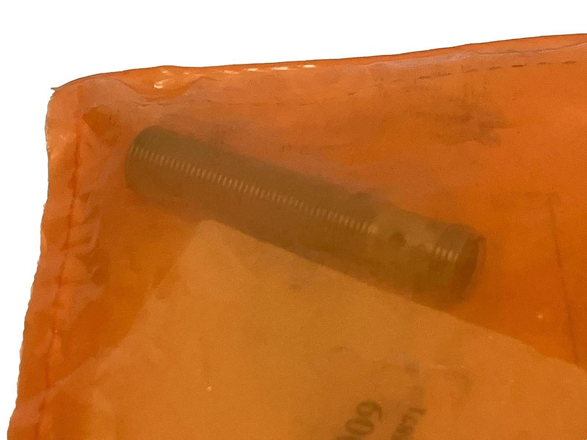 Used ifm IFS240 Inductive Proximity Sensor IFK3004BBPKG/US-104 NEW