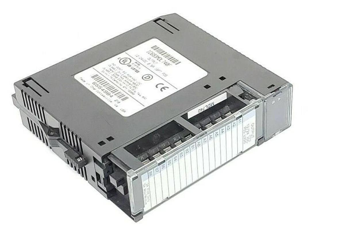 Used GE FANUC IC693MDL740F OUTPUT MODULE 12/24VDC 0.5A 16PT POS
