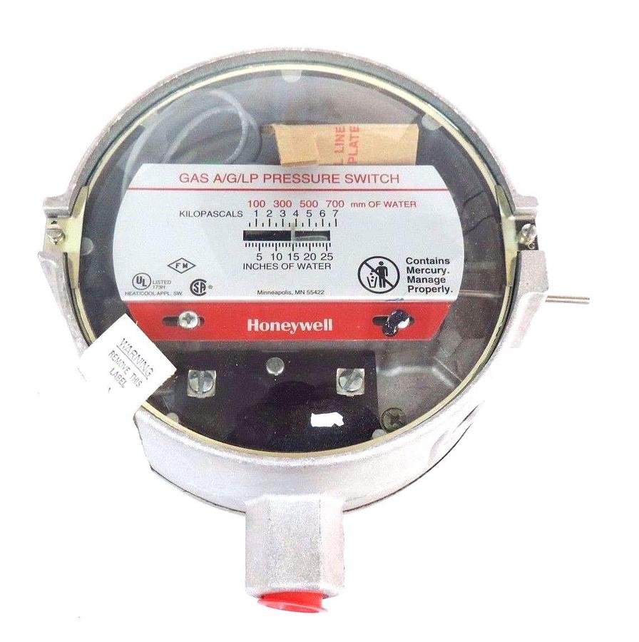 Used NIB HONEYWELL C437D 1005 GAS/AIR PRESSURE SWITCH 1-26'', C437D1005