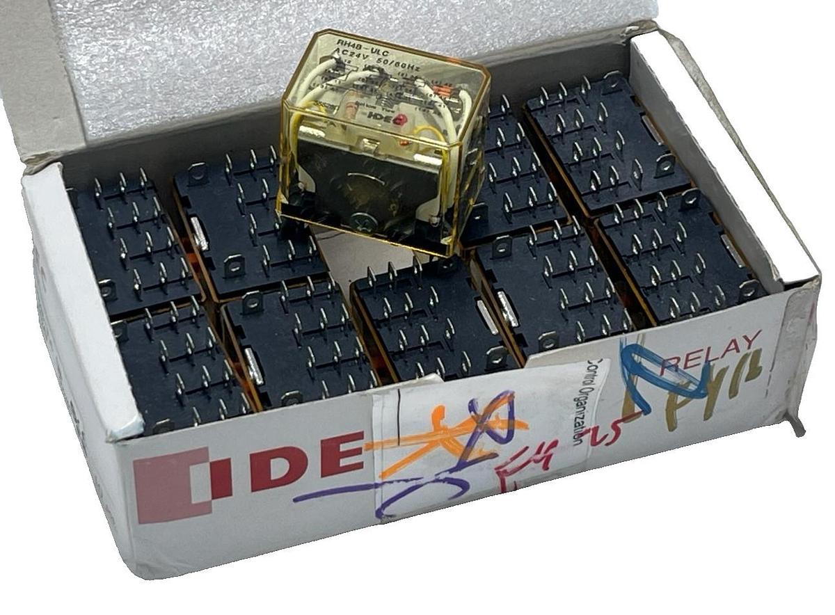 Lot of 10 IDEC RH4B-ULC AC24V Power Relays 24VAC 4PDT 10A w/ LED & Check Button