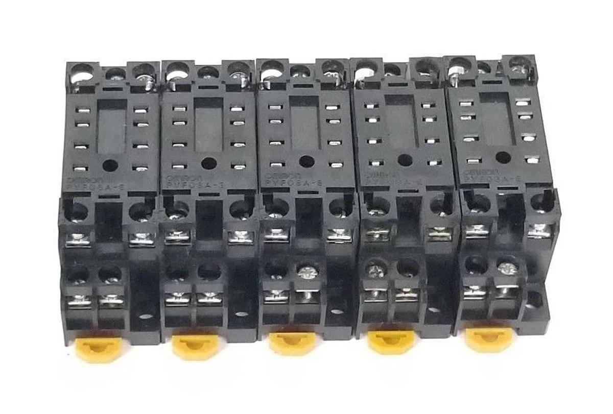 Used LOT OF 5 OMRON PYF08A-E RELAY SOCKETS 7A, 250VAC, 2-M4X10