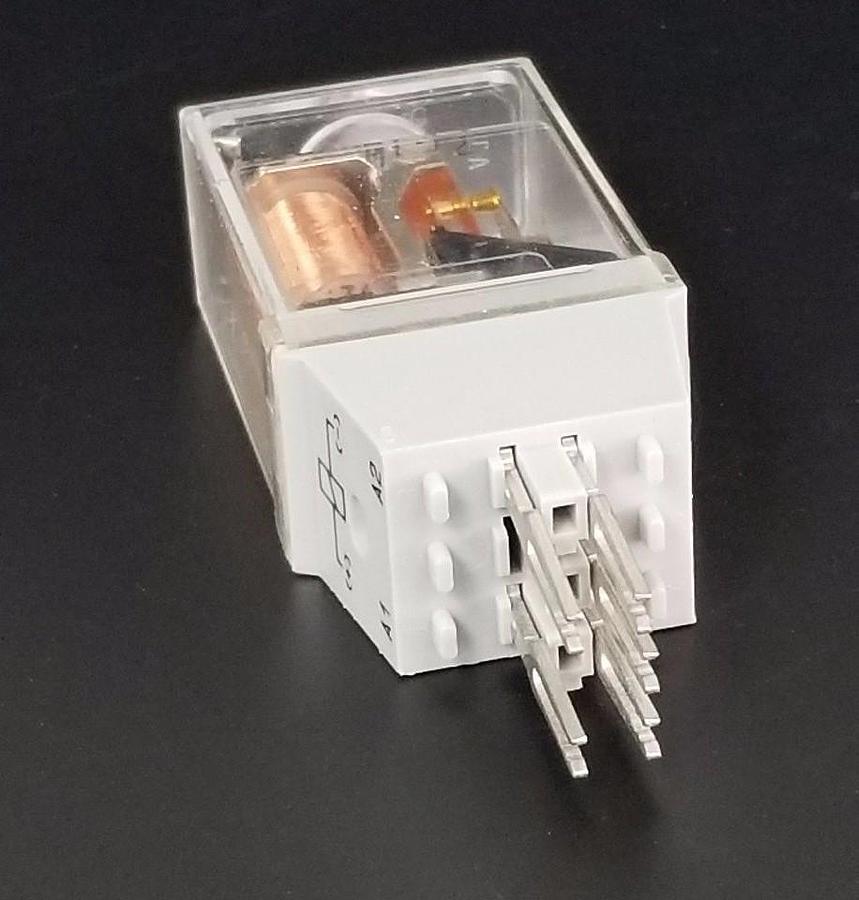 Used NEW PHOENIX CONTACT ST-REL3-SG 24/21 RELAY CONNECTOR ART. NO. 2822011
